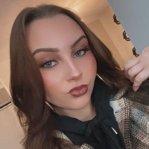 Meet your Posher, Angelanna